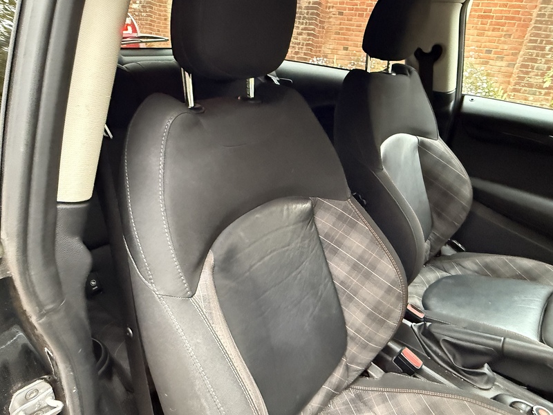MINI Hatch 1.5 Cooper Seven Hatchback 3dr Petrol Manual Euro 6 (s/s) (136 ps) - U10003386