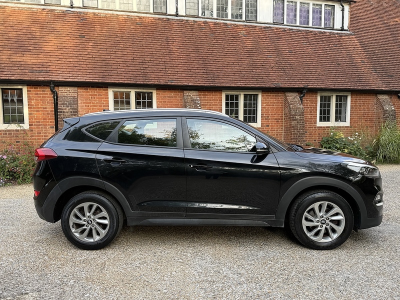 Hyundai TUCSON 1.7 CRDi Blue Drive SE Nav SUV 5dr Diesel Manual Euro 6 (s/s) (116 ps) - U10003387