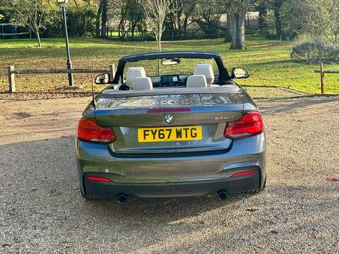 BMW 2 Series 3.0 M240i Convertible 2dr Petrol Auto Euro 6 (s/s) (340 ps) - U10003398