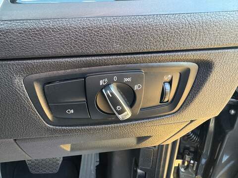 BMW 2 Series 3.0 M240i Convertible 2dr Petrol Auto Euro 6 (s/s) (340 ps) - U10003398