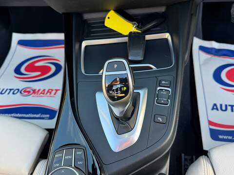 BMW 2 Series 3.0 M240i Convertible 2dr Petrol Auto Euro 6 (s/s) (340 ps) - U10003398