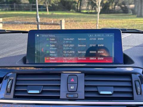 BMW 2 Series 3.0 M240i Convertible 2dr Petrol Auto Euro 6 (s/s) (340 ps) - U10003398