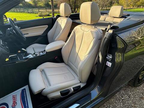 BMW 2 Series 3.0 M240i Convertible 2dr Petrol Auto Euro 6 (s/s) (340 ps) - U10003398