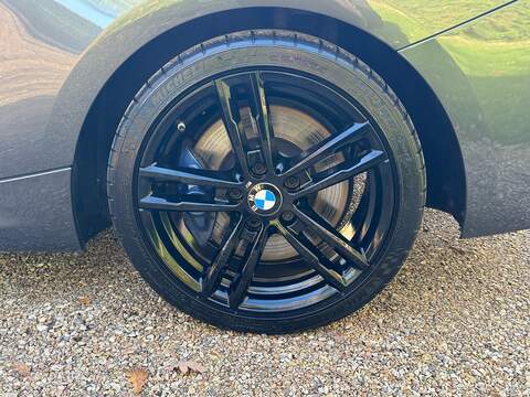 BMW 2 Series 3.0 M240i Convertible 2dr Petrol Auto Euro 6 (s/s) (340 ps) - U10003398