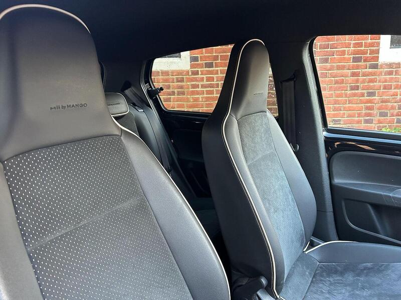 SEAT Mii 1.0 12v by MANGO Hatchback 5dr Petrol Manual Euro 5 (75 ps) - U10003403