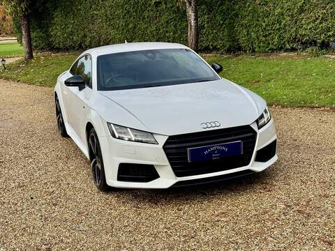 Audi TT 2.0 TFSI Black Edition Coupe 3dr Petrol S Tronic Euro 6 (s/s) (230 ps) - U10003406