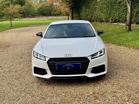 Audi TT 2.0 TFSI Black Edition Coupe 3dr Petrol S Tronic Euro 6 (s/s) (230 ps) - U10003406
