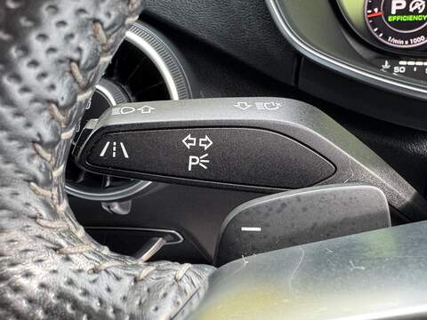 Audi TT 2.0 TFSI Black Edition Coupe 3dr Petrol S Tronic Euro 6 (s/s) (230 ps) - U10003406