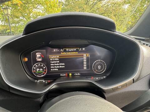 Audi TT 2.0 TFSI Black Edition Coupe 3dr Petrol S Tronic Euro 6 (s/s) (230 ps) - U10003406