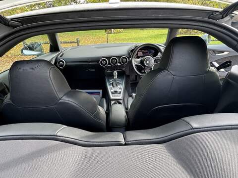 Audi TT 2.0 TFSI Black Edition Coupe 3dr Petrol S Tronic Euro 6 (s/s) (230 ps) - U10003406