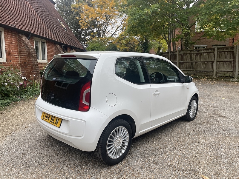 Volkswagen up! 1.0 High up! Hatchback 3dr Petrol ASG Euro 5 (75 ps) - U10003408