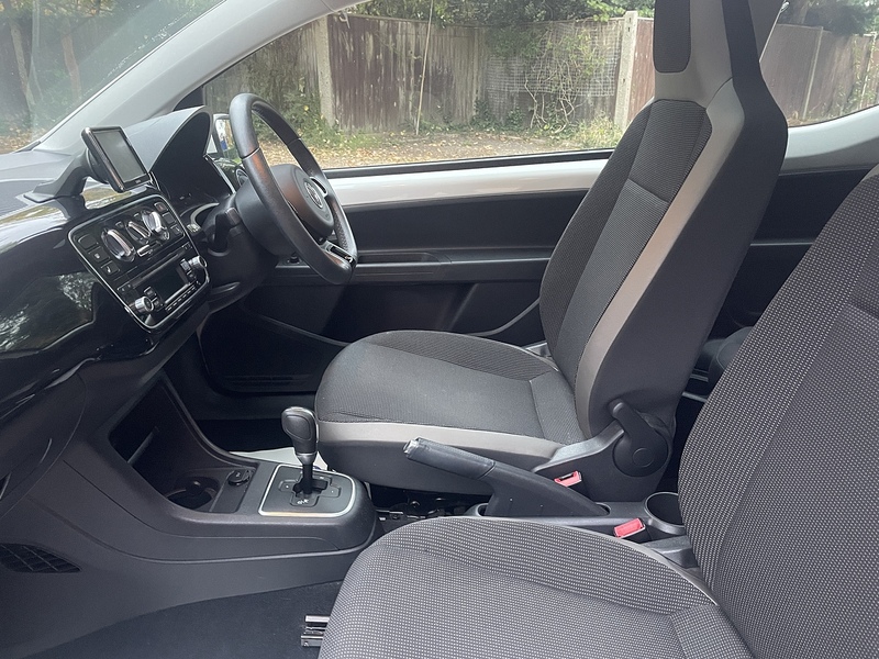 Volkswagen up! 1.0 High up! Hatchback 3dr Petrol ASG Euro 5 (75 ps) - U10003408