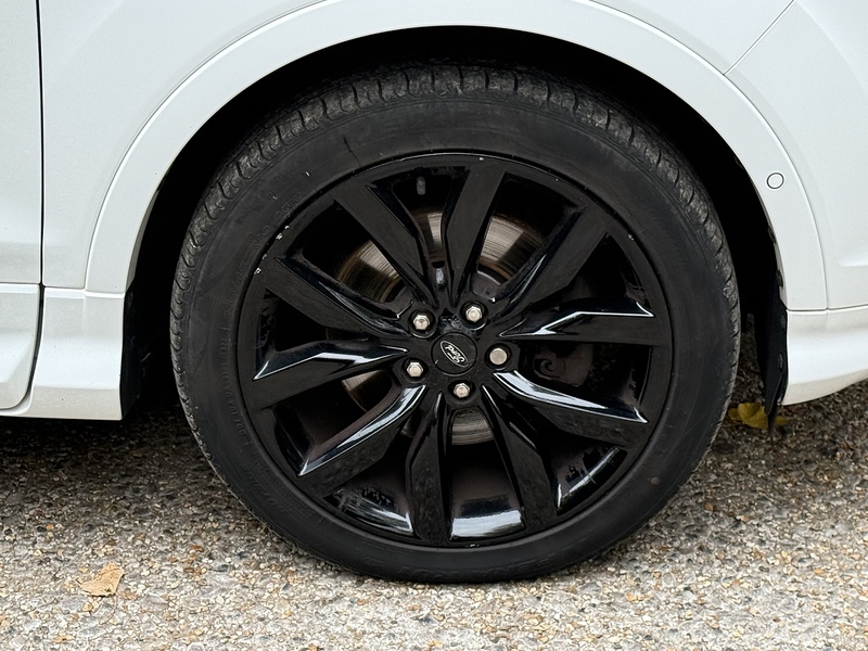 Ford Kuga 1.5 TDCi ST-Line X SUV 5dr Diesel Manual Euro 6 (s/s) (120 ps) - U10003410