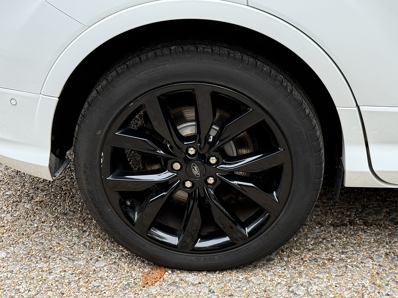 Ford Kuga 1.5 TDCi ST-Line X SUV 5dr Diesel Manual Euro 6 (s/s) (120 ps) - U10003410