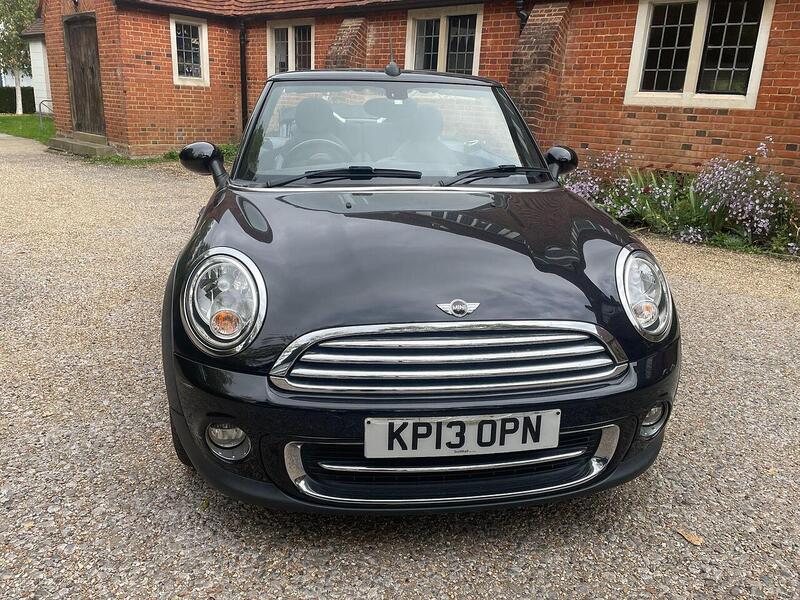 MINI Convertible 1.6 Cooper Convertible 2dr Petrol Manual Euro 6 (s/s) (122 ps) - U10003411