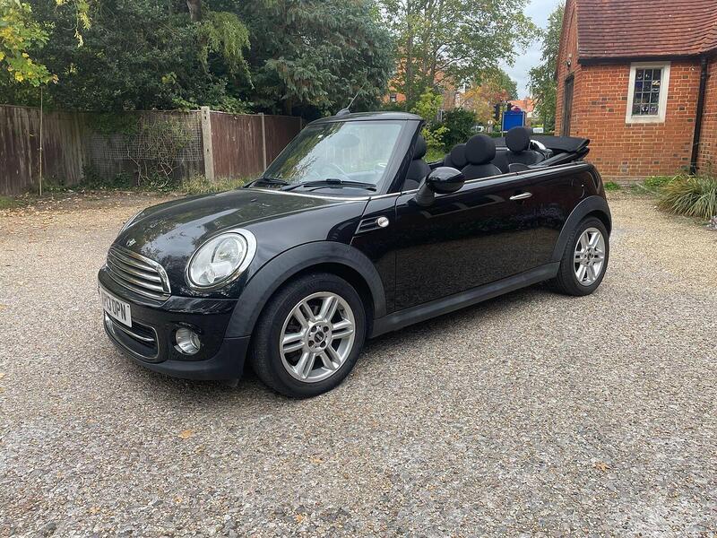 MINI Convertible 1.6 Cooper Convertible 2dr Petrol Manual Euro 6 (s/s) (122 ps) - U10003411