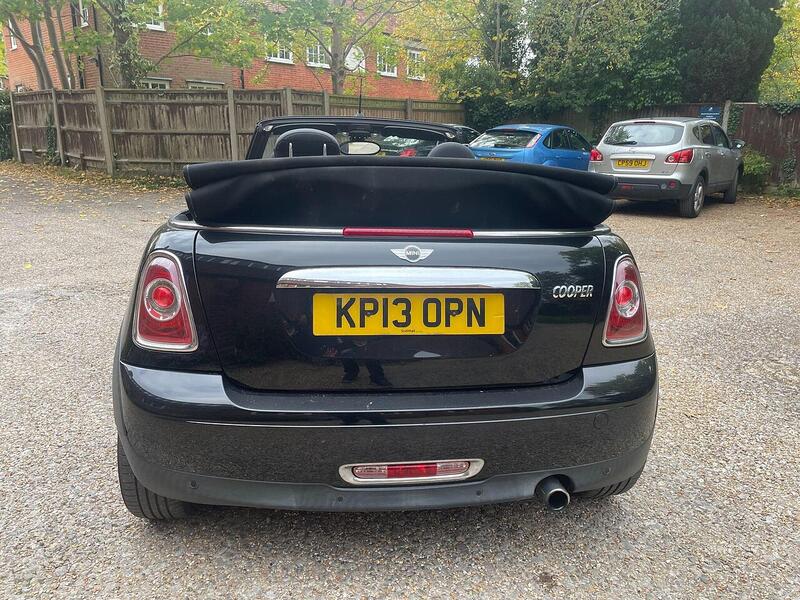 MINI Convertible 1.6 Cooper Convertible 2dr Petrol Manual Euro 6 (s/s) (122 ps) - U10003411