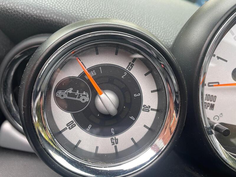 MINI Convertible 1.6 Cooper Convertible 2dr Petrol Manual Euro 6 (s/s) (122 ps) - U10003411