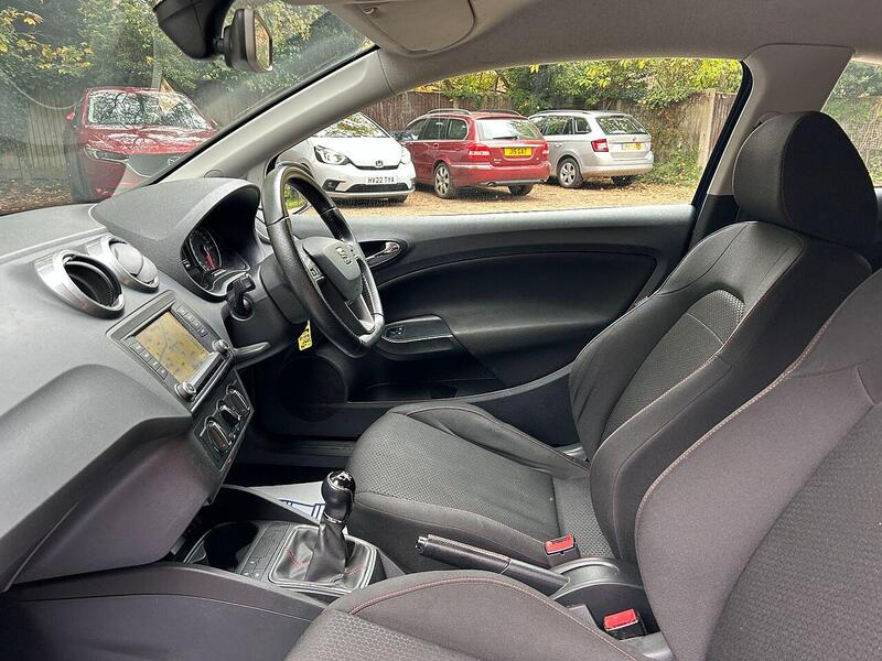 SEAT Ibiza 1.2 TSI FR Sport Coupe 3dr Petrol Manual Euro 6 (90 ps) - U10003412