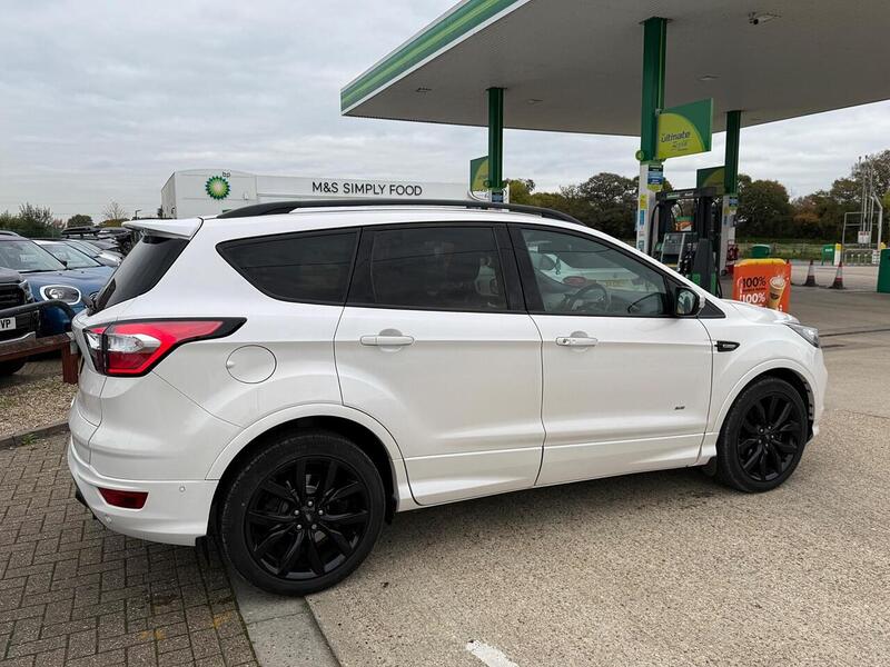 Ford Kuga 2.0 TDCi ST-Line X SUV 5dr Diesel Powershift AWD Euro 6 (s/s) (180 ps) - U10003416