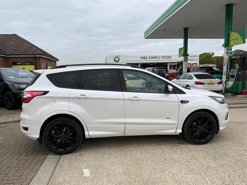 Ford Kuga 2.0 TDCi ST-Line X SUV 5dr Diesel Powershift AWD Euro 6 (s/s) (180 ps) - U10003416