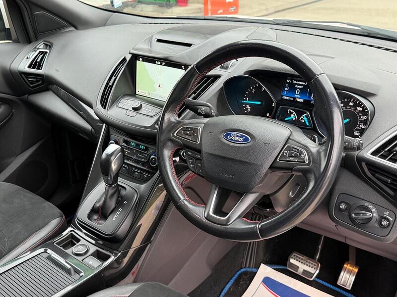 Ford Kuga 2.0 TDCi ST-Line X SUV 5dr Diesel Powershift AWD Euro 6 (s/s) (180 ps) - U10003416