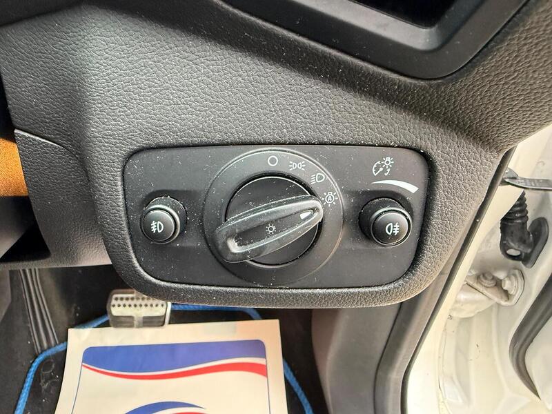 Ford Kuga 2.0 TDCi ST-Line X SUV 5dr Diesel Powershift AWD Euro 6 (s/s) (180 ps) - U10003416