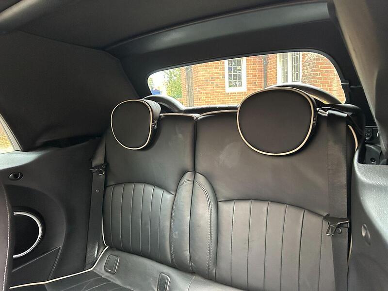 MINI Convertible 1.6 Cooper S Convertible 2dr Petrol Steptronic Euro 5 (184 ps) - U10003425