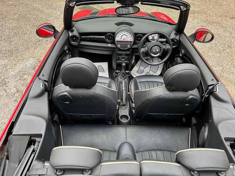 MINI Convertible 1.6 Cooper S Convertible 2dr Petrol Steptronic Euro 5 (184 ps) - U10003425