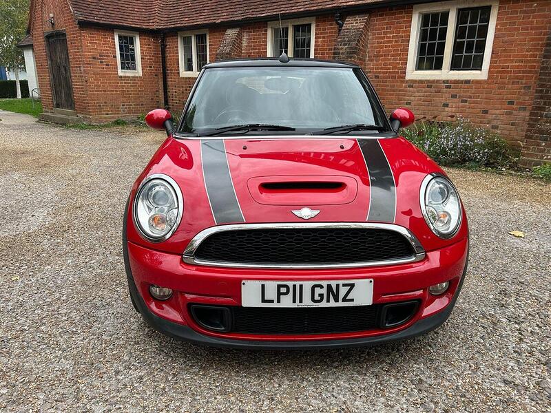 MINI Convertible 1.6 Cooper S Convertible 2dr Petrol Steptronic Euro 5 (184 ps) - U10003425