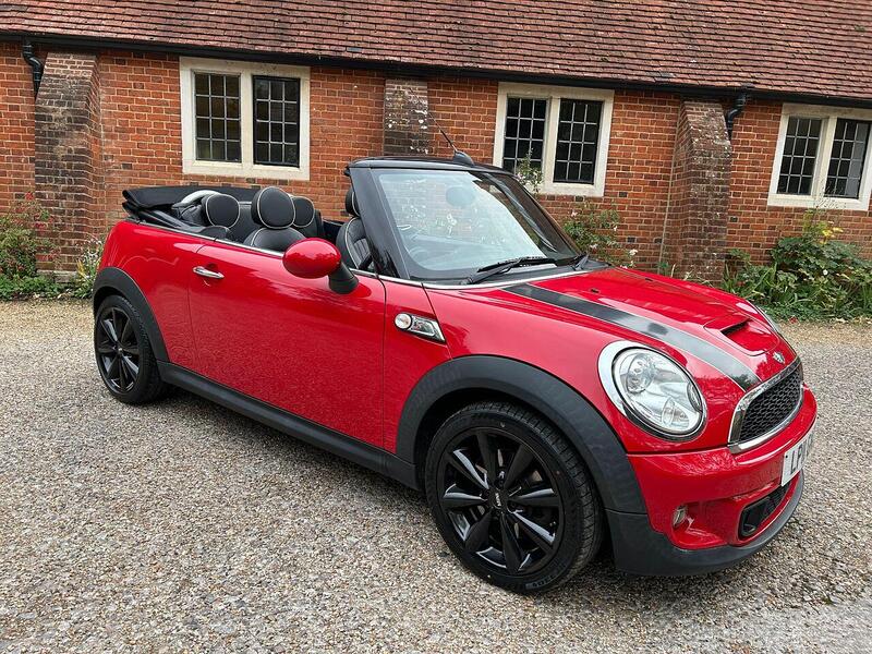 MINI Convertible 1.6 Cooper S Convertible 2dr Petrol Steptronic Euro 5 (184 ps) - U10003425