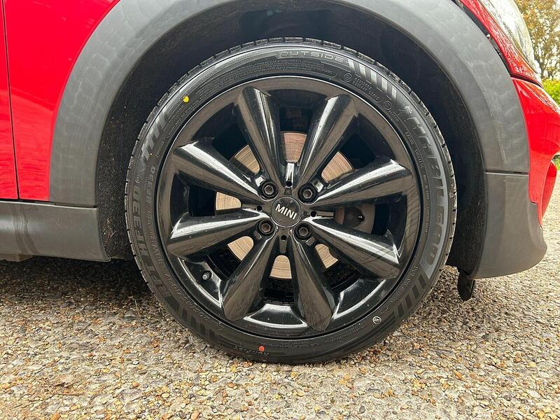 MINI Convertible 1.6 Cooper S Convertible 2dr Petrol Steptronic Euro 5 (184 ps) - U10003425