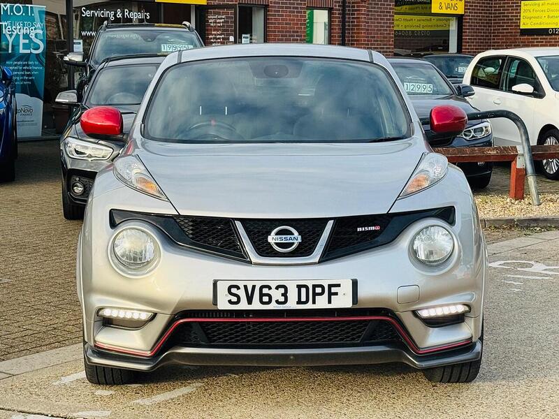 Nissan Juke 1.6 DIG-T Nismo SUV 5dr Petrol CVT 4WD Euro 5 (200 ps) - U10003426
