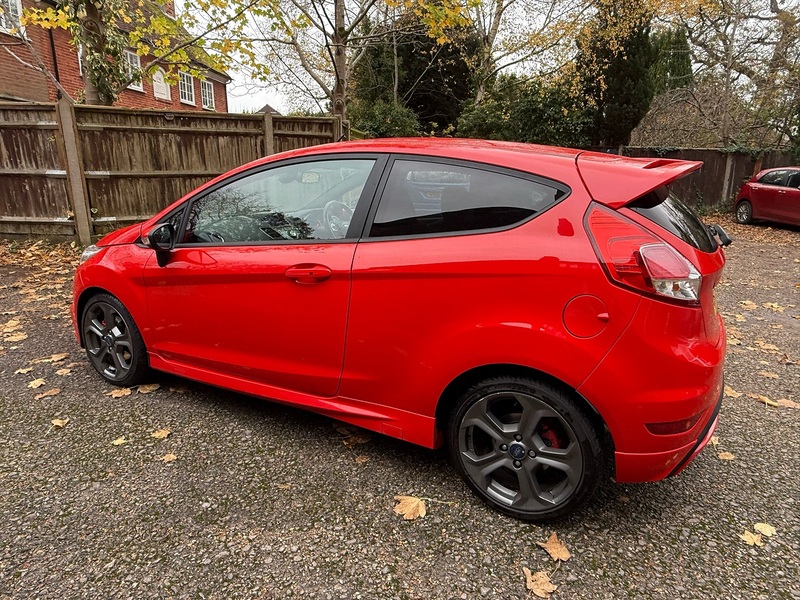 Ford Fiesta 1.6T EcoBoost ST-3 Hatchback 3dr Petrol Manual Euro 6 (182 ps) - U10003430