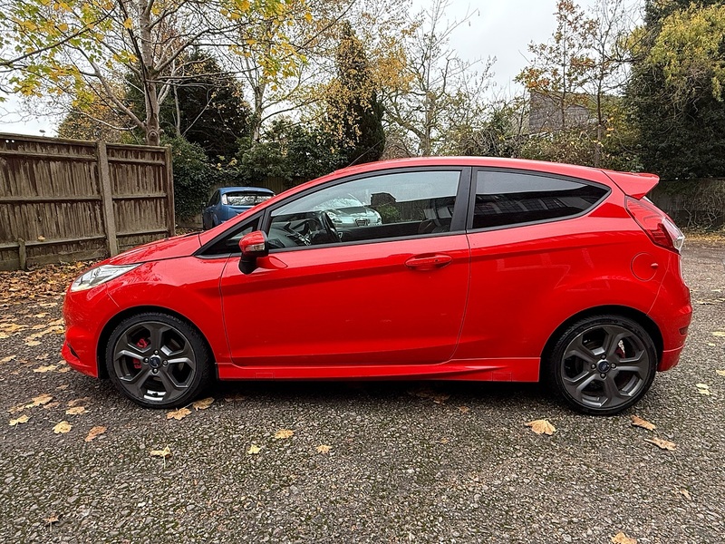 Ford Fiesta 1.6T EcoBoost ST-3 Hatchback 3dr Petrol Manual Euro 6 (182 ps) - U10003430