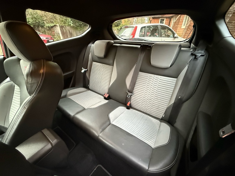 Ford Fiesta 1.6T EcoBoost ST-3 Hatchback 3dr Petrol Manual Euro 6 (182 ps) - U10003430