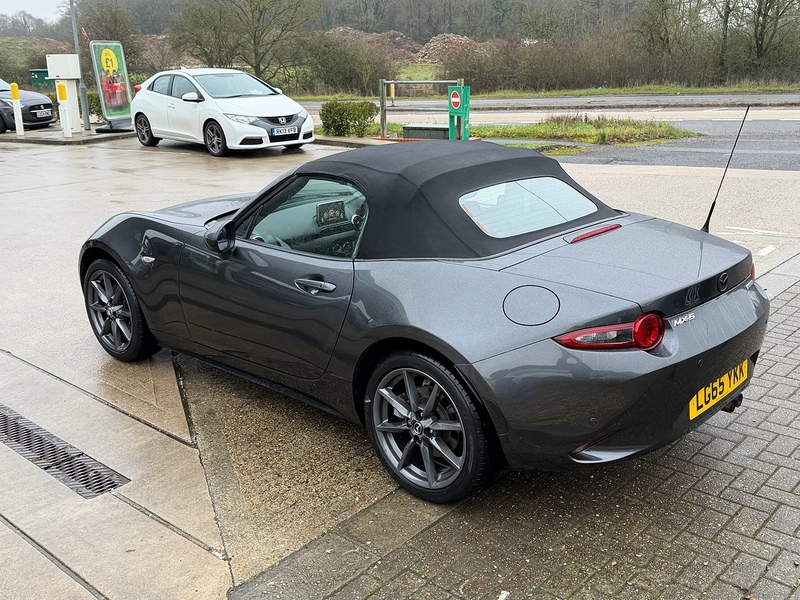Mazda MX-5 2.0 SKYACTIV-G Sport Nav Convertible 2dr Petrol Manual Euro 6 (160 ps) - U10003439