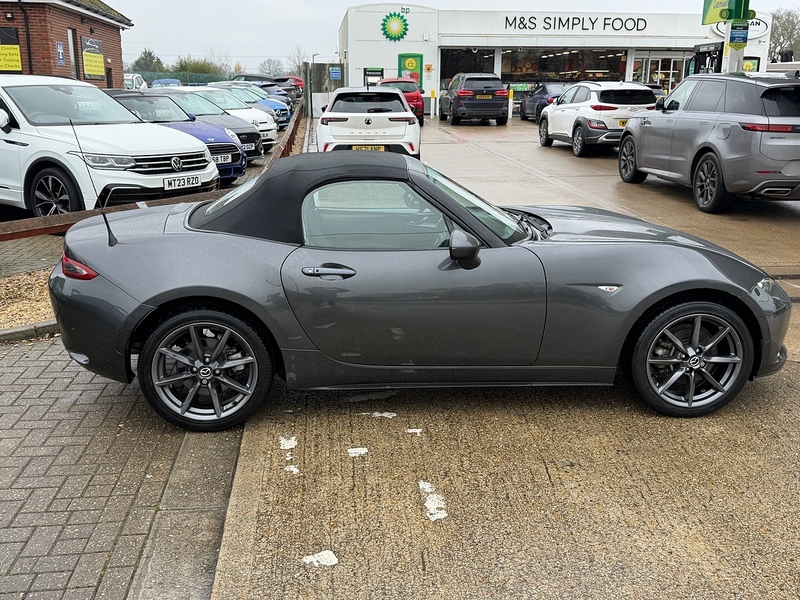 Mazda MX-5 2.0 SKYACTIV-G Sport Nav Convertible 2dr Petrol Manual Euro 6 (160 ps) - U10003439