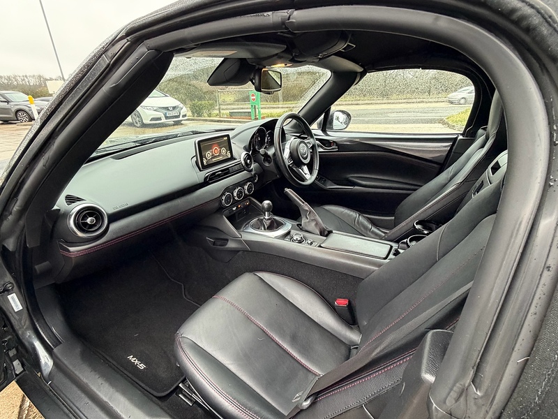 Mazda MX-5 2.0 SKYACTIV-G Sport Nav Convertible 2dr Petrol Manual Euro 6 (160 ps) - U10003439