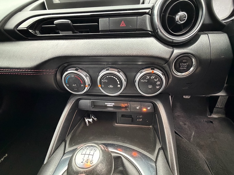 Mazda MX-5 2.0 SKYACTIV-G Sport Nav Convertible 2dr Petrol Manual Euro 6 (160 ps) - U10003439