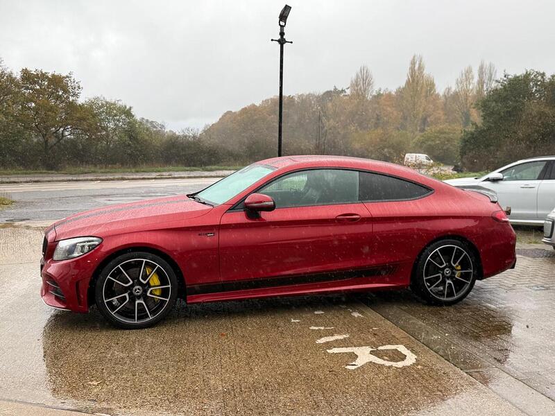 Mercedes-Benz C Class 2.0 C300 AMG Line (Premium) Coupe 2dr Petrol G-Tronic+ Euro 6 (s/s) (258 ps) - U10003441