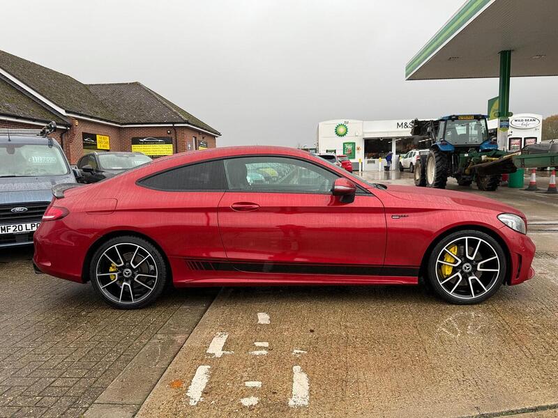 Mercedes-Benz C Class 2.0 C300 AMG Line (Premium) Coupe 2dr Petrol G-Tronic+ Euro 6 (s/s) (258 ps) - U10003441