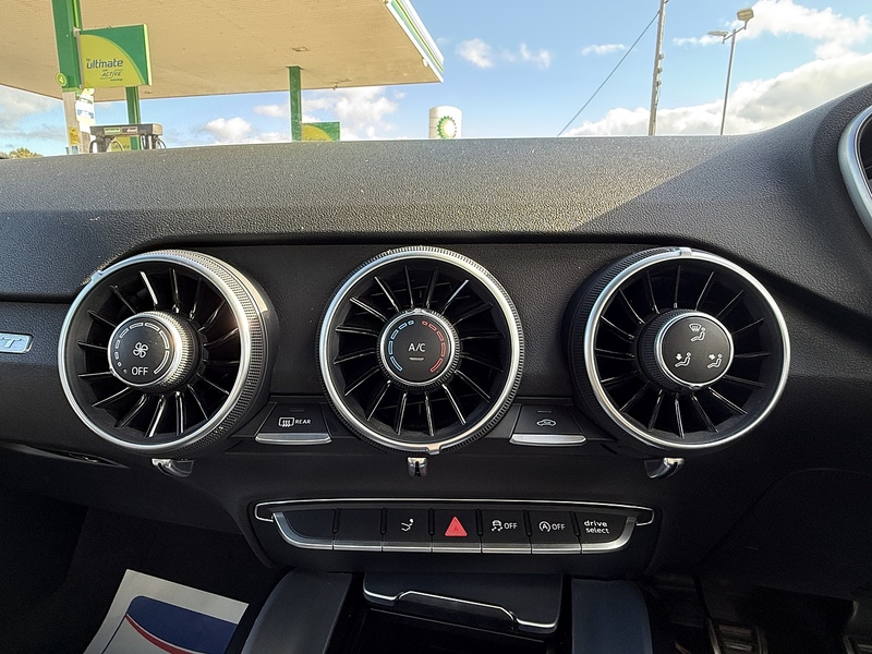 Audi TT 2.0 TFSI S line Euro 6 (s/s) 3dr - U10003446