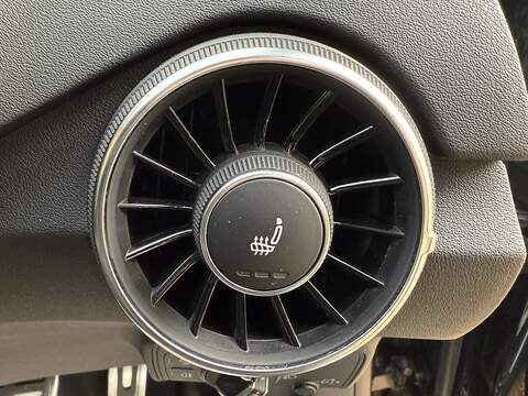 Audi TT 2.0 TFSI 45 S line Coupe 3dr Petrol S Tronic Euro 6 (s/s) (245 ps) - U10003448