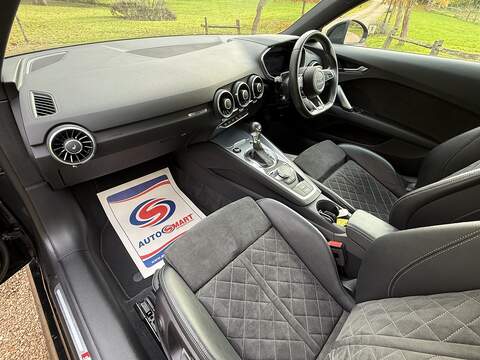 Audi TT 2.0 TFSI 45 S line Coupe 3dr Petrol S Tronic Euro 6 (s/s) (245 ps) - U10003448