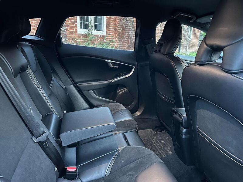 Volvo V40 2.0 T2 R-Design Euro 6 (s/s) 5dr - U10003449