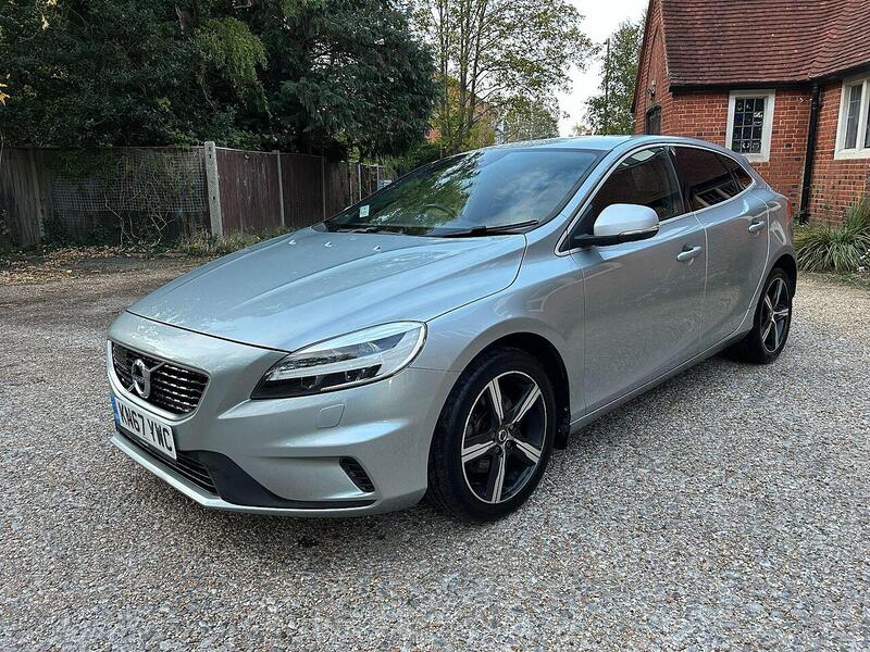 Volvo V40 2.0 T2 R-Design Euro 6 (s/s) 5dr - U10003449