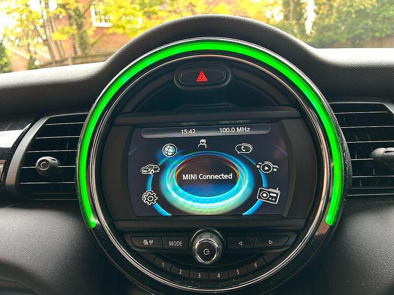 MINI Convertible 1.5 Cooper Euro 6 (s/s) 2dr - U10003452