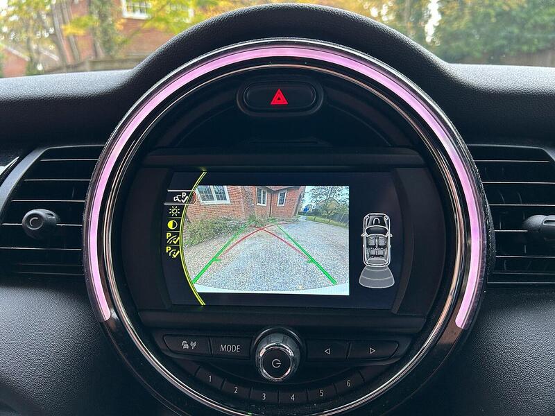 MINI Convertible 1.5 Cooper Euro 6 (s/s) 2dr - U10003452