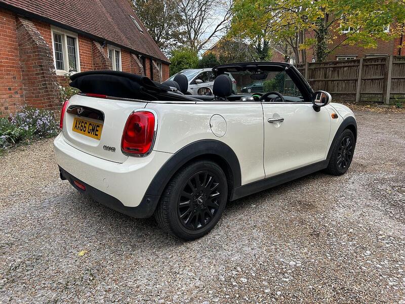 MINI Convertible 1.5 Cooper Euro 6 (s/s) 2dr - U10003452